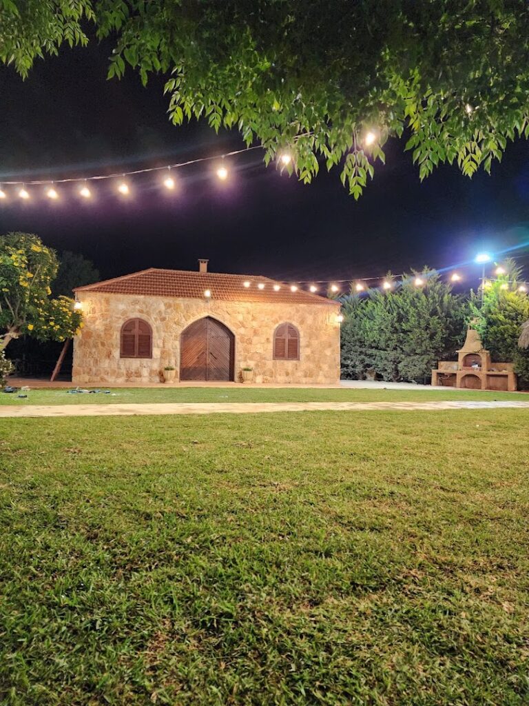 "Located in the heart of the city, L'OR Wedding Venue is an exquisite building with a beautifully maintained lawn and enchanting lights."